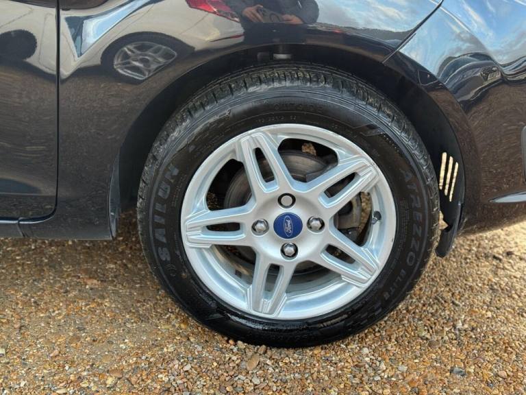 2013 Ford Fiesta 1.6 Zetec 5dr Powershift HATCHBACK PETROL Automatic