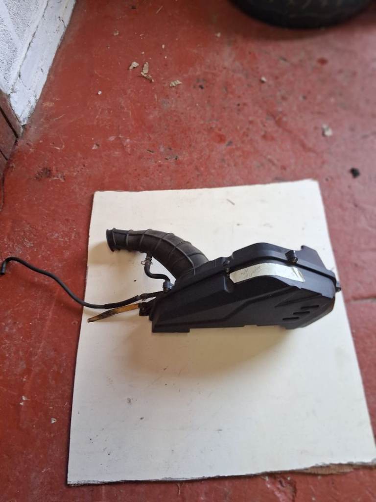 Lexmoto Chieftain 125 Air Box