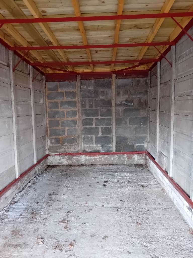 Garage / Lock-up for rent in Edinburgh - Oxgangs (EH13 9PW)