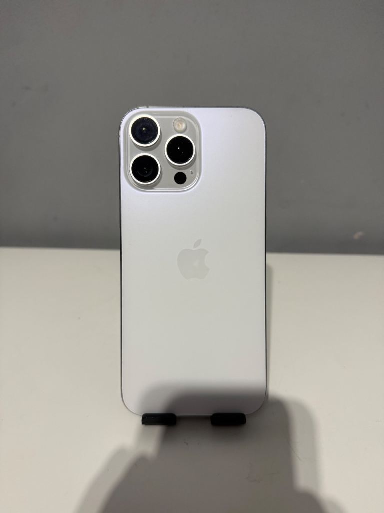 Apple iPhone 15 Pro Max 256GB - Silver, Good Condition