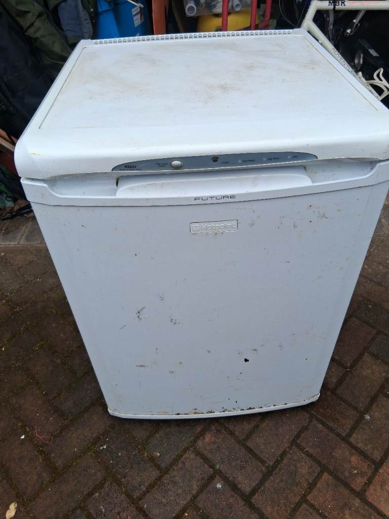 FREE - Working Fishing Bait / Decoys Freezer