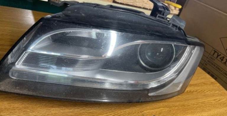 Audi a5 xenon headlight left right