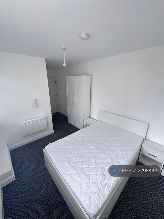 1 bedroom in Little Lever, Little Lever, Bolton, BL3 (#2798483)