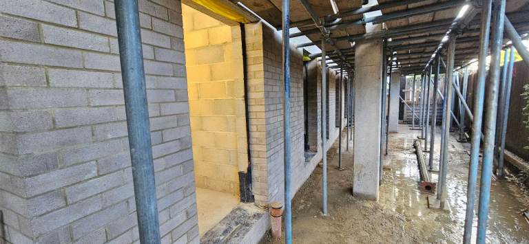 bricklayers available 