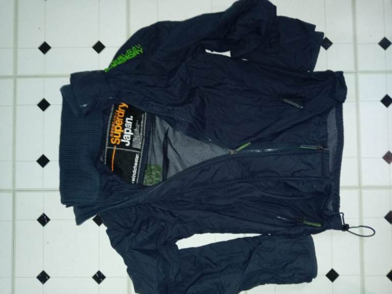 Superdry thewindcheater 36" chest