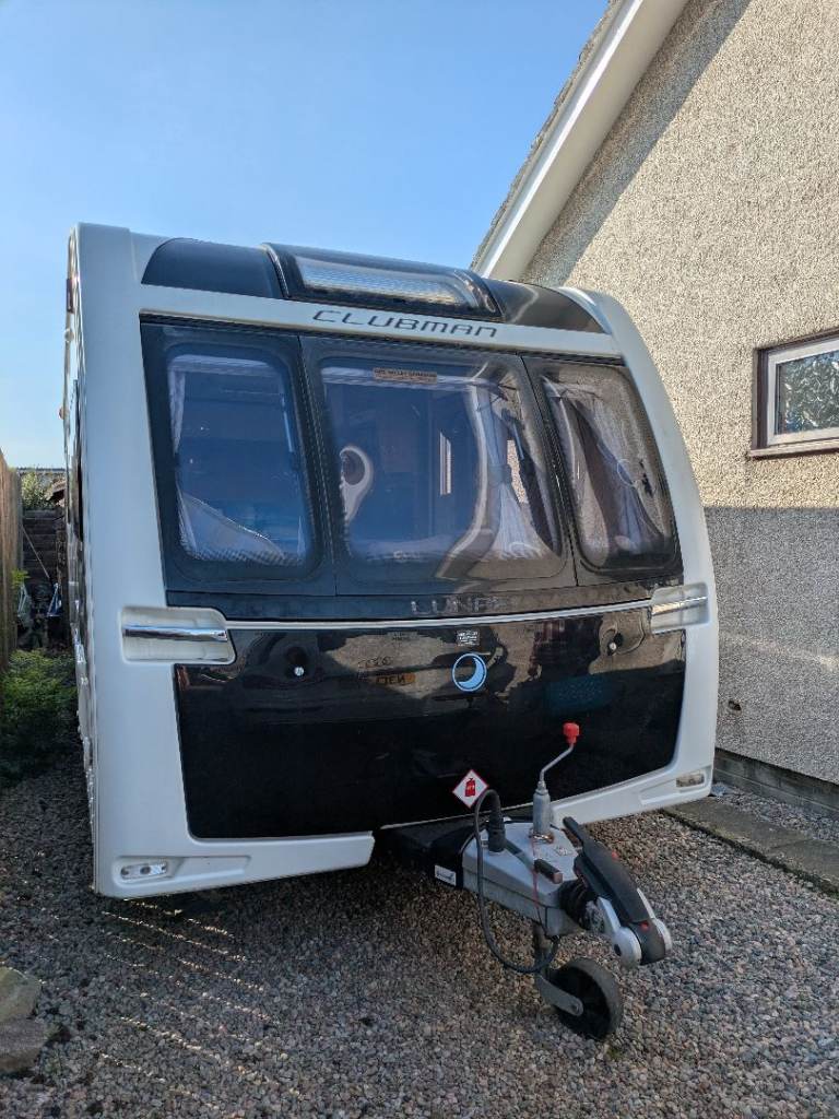 Lunar Clubman SE caravan