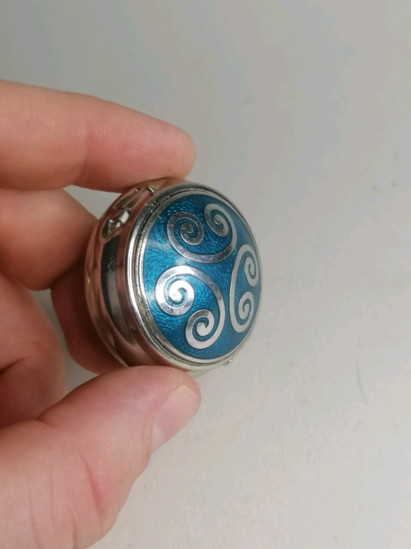 Pocket pills miniature bix with nice Ornament. 