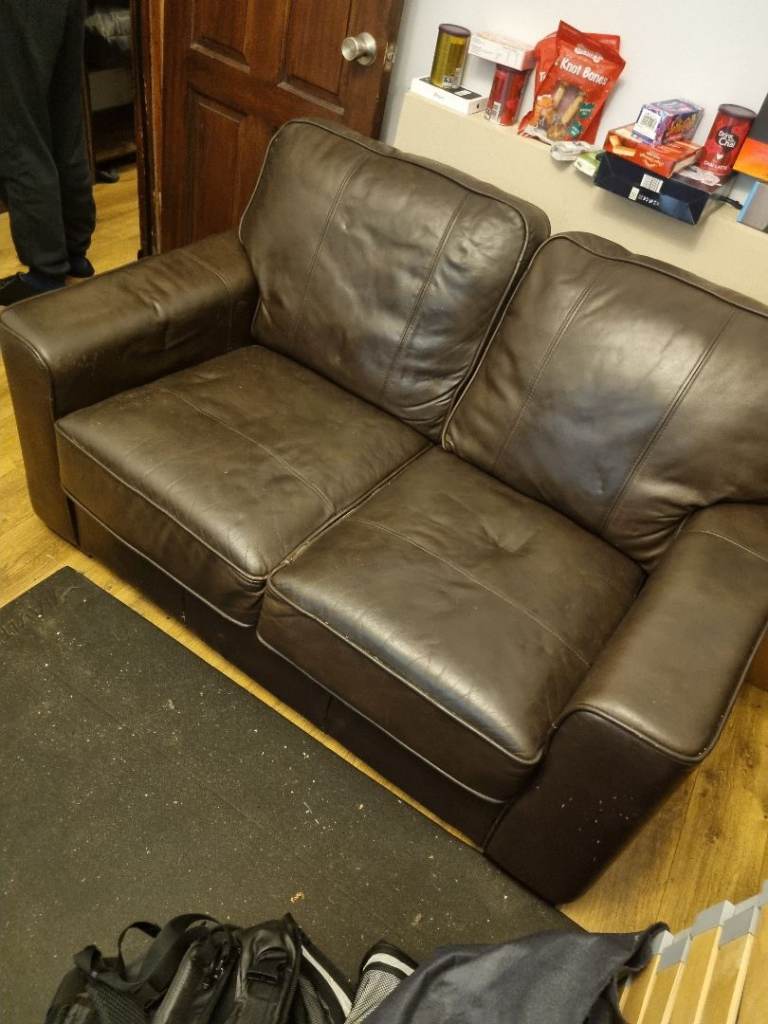 Leather sofa and 2 armchairs