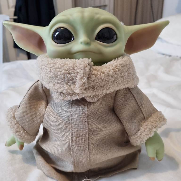 Grogu (Baby Yoda) Star Wars Mandalorian soft toy