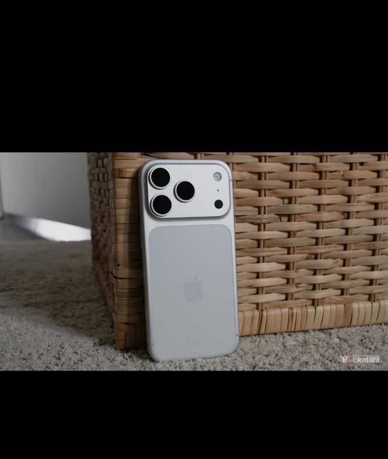 iPhone 17 Pro Silver 