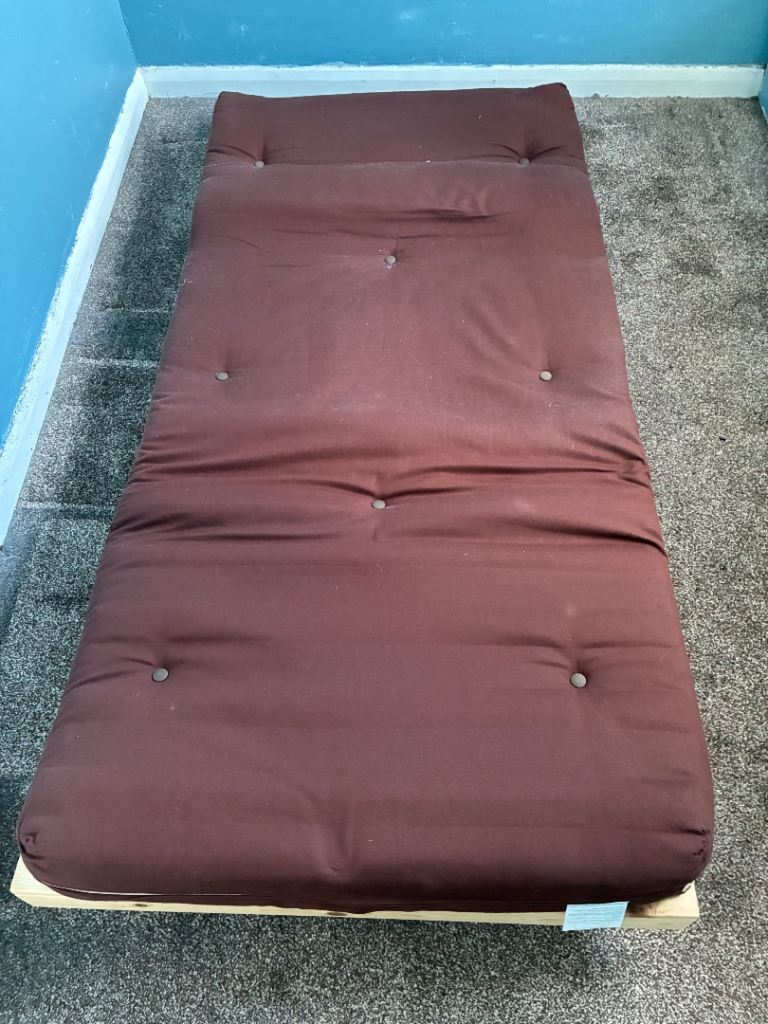 Single futon bed