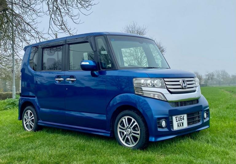 HONDA N-BOX N Box Custom 660cc 