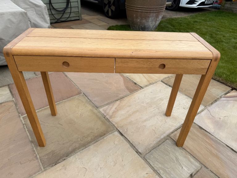 Oak side table 