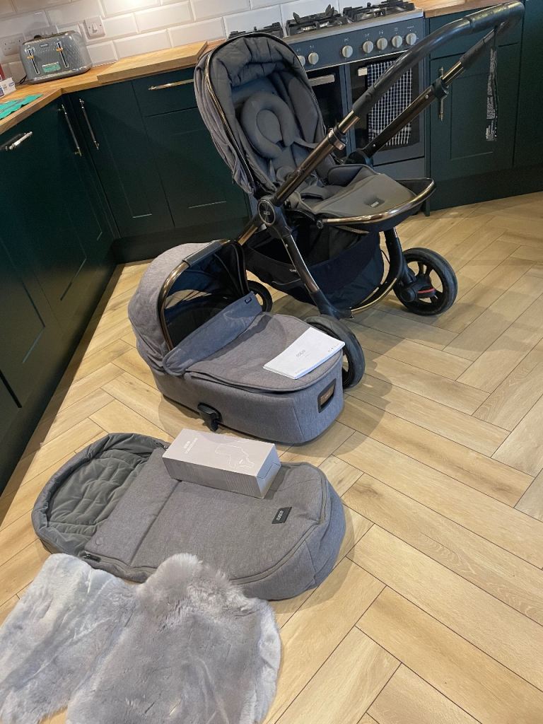 Mamas and paps ocarro pushchair 