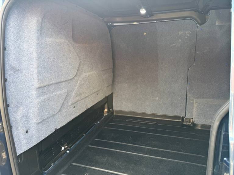 2019 Ford Transit Custom 2.0 TDCi 170ps Low Roof Sport Van Auto PANEL VAN DIESEL Automatic