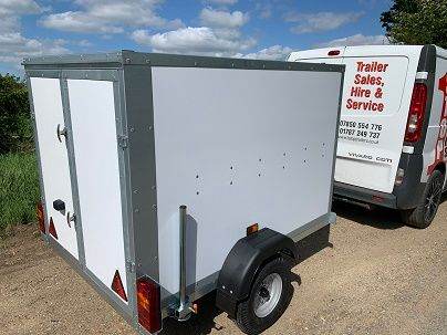 TICKNERS Single Axle Box Trailer 6' x 4' x 4' 750kg in Black or White