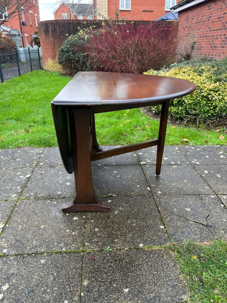 Ercol Windsor gate leg table (delivery available)