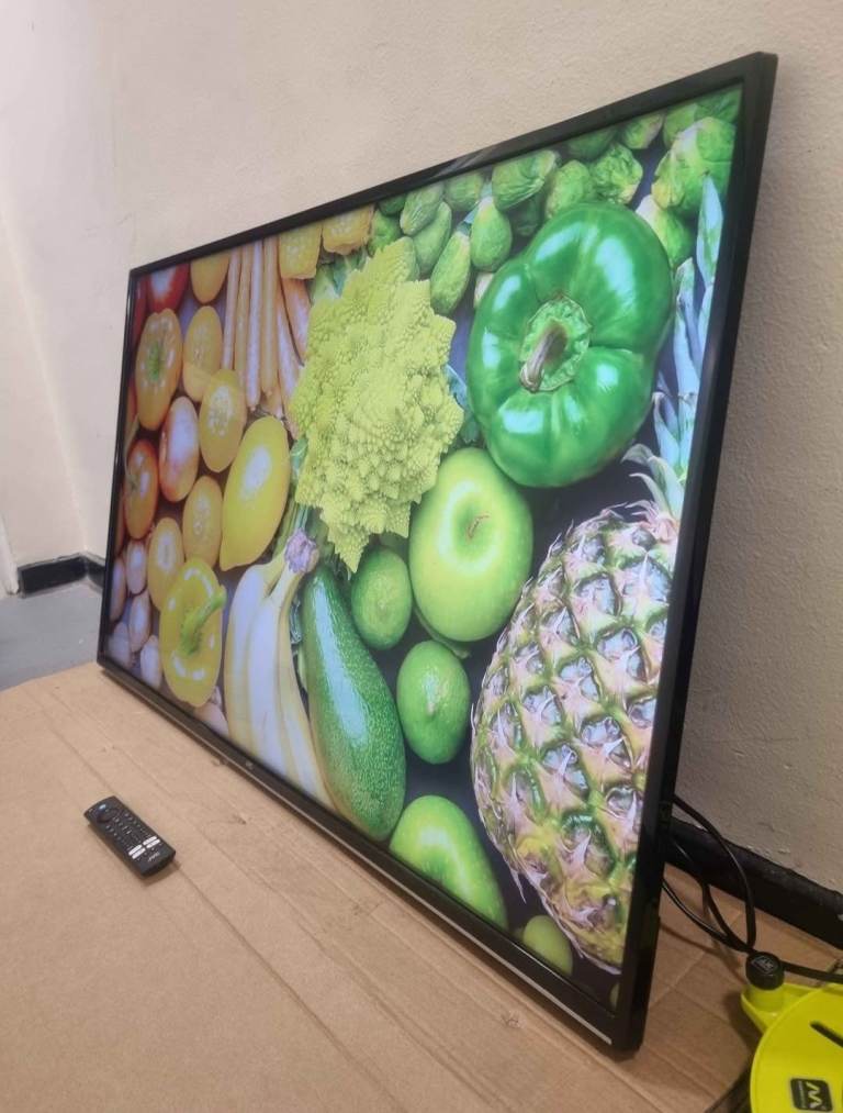 50 inch JVC SMART HDR LED WiFi TV with REMOTE £135