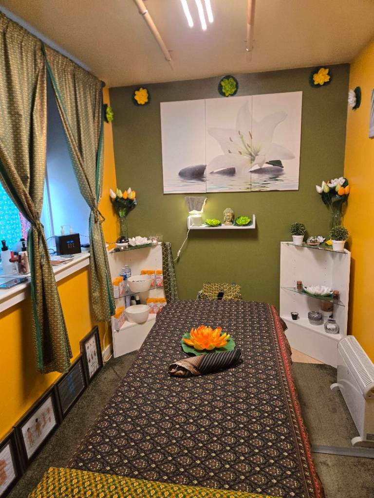Thai deep tissue massage