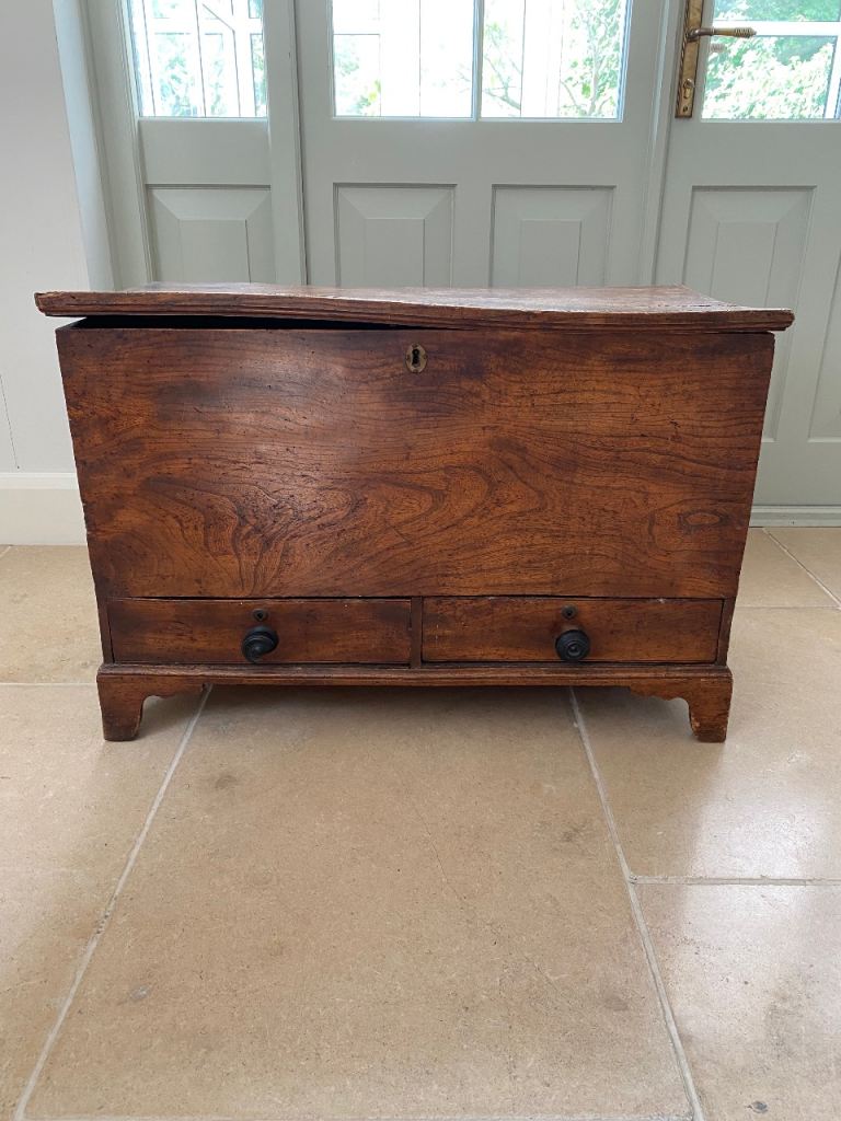 Wooden Oak Chest with Drawers – Good Condition