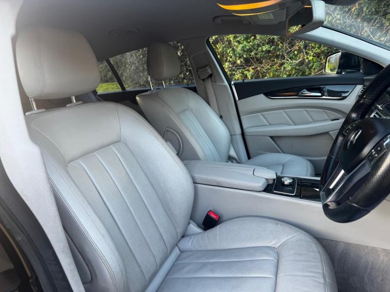 2013 Mercedes-Benz CLS CLS 350 CDI BlueEFFICIENCY AMG Sport 5dr Tip Auto ESTATE Diesel Automatic