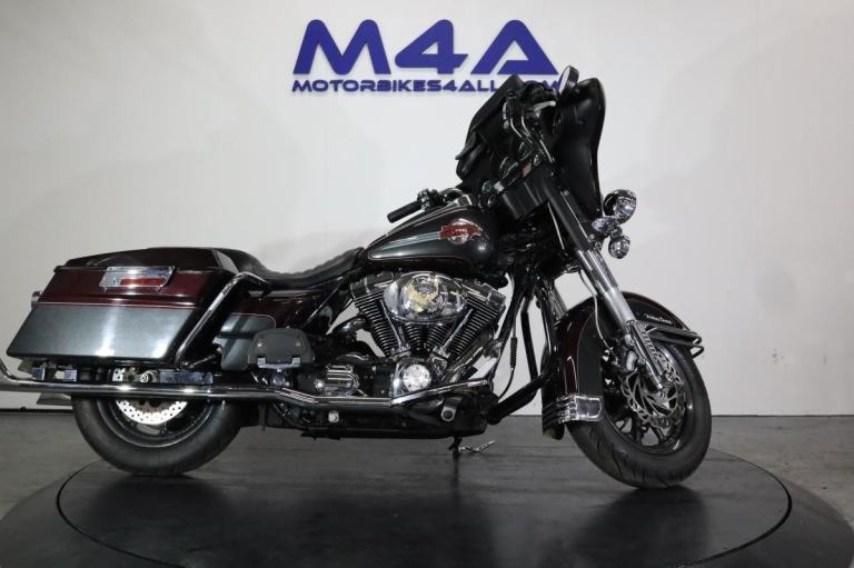 HARLEY DAVIDSON ULTRA CLASSIC ELECTRA GLIDE 2005