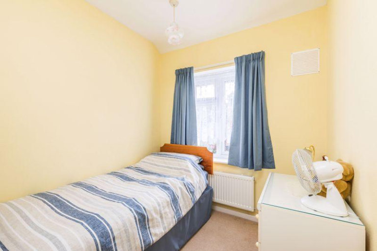 ✅✅ Bright room in the heart of Brick lane ✅✅