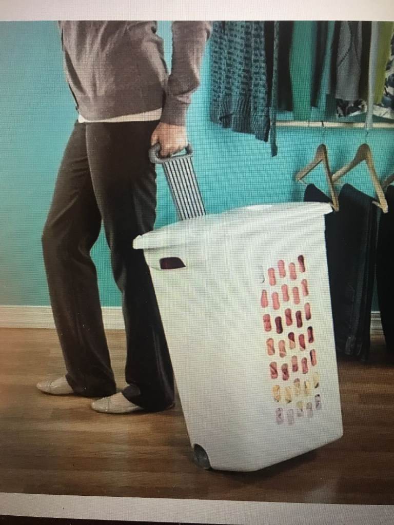 Sterilite White Laundry Hamper Washing Basket With Wheels Pull Handle RRP £171