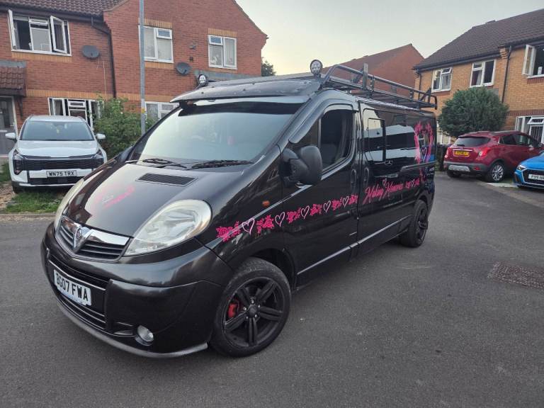 Vauxhall, VIVARO, Converted campervan, 2007, Manual, 1995 (cc)