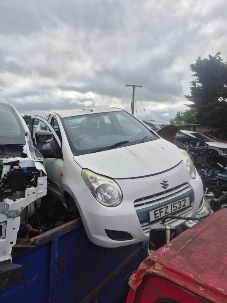 2010 SUZUKI ALTO 1.0 PETROL BREAKING FOR PARTS