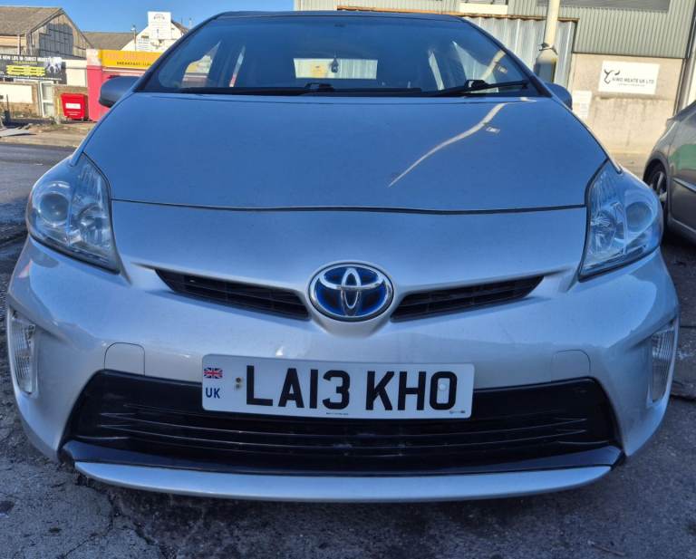 Toyota, PRIUS HYBRID, 2013 .LOW MILEAGE/ HYBRID ELECTRIC CARS/AUTOMATIC CARS/ULEZ FREE CARS