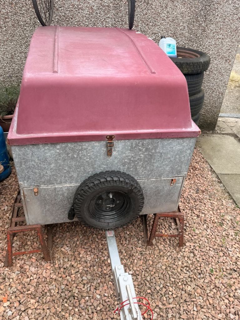 Light weight trailer 