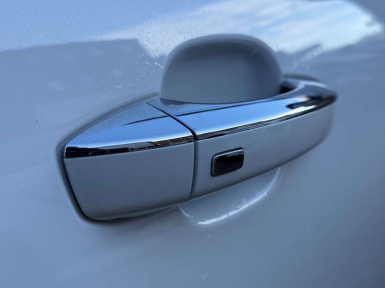 2022 MG MG HS 1.5 MG HS Exclusive Semi-Auto 5dr SUV Petrol Automatic