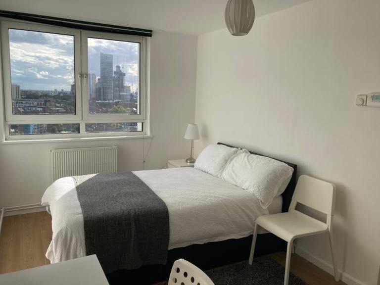 One double and two single rooms available 
