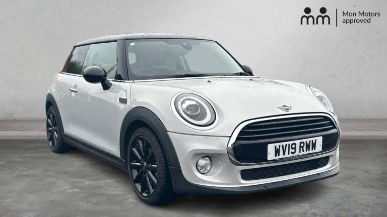 2019 MINI Hatch Cooper Classic Euro 6 3-door Hatchback Petrol Manual
