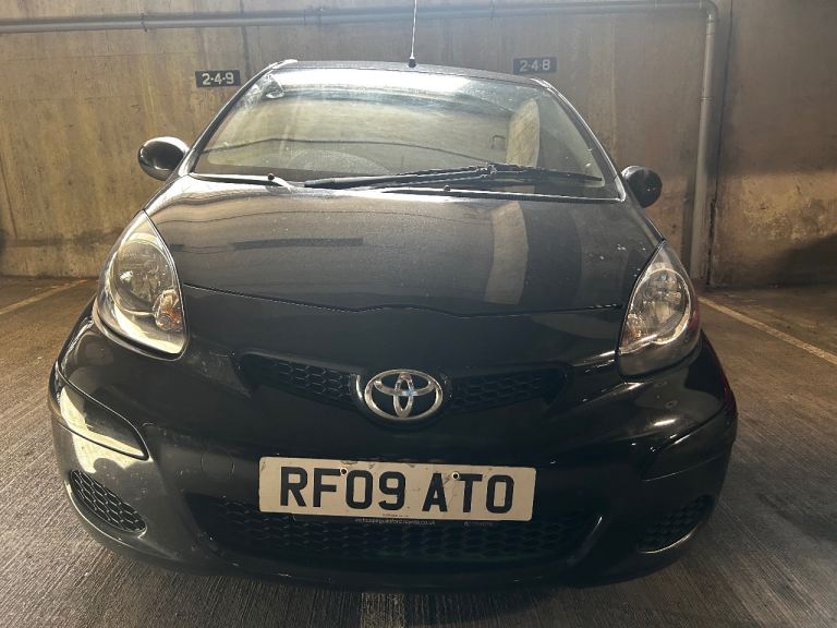 Toyota, AYGO, Hatchback, 2009, Manual, 998 (cc), 3 doors