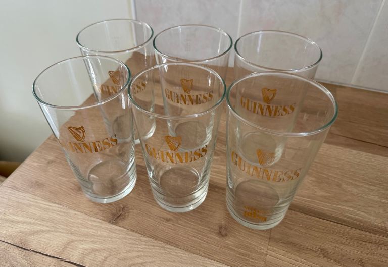 Six Guinness pint glasses- excellent condition 