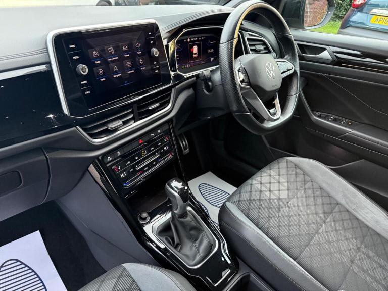 VOLKSWAGEN T-ROC 1.5 TSI R-Line DSG Euro 6 (s/s) 5dr 2022