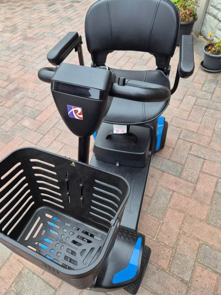 Mobility Scooter with Front Basket – Good Condition