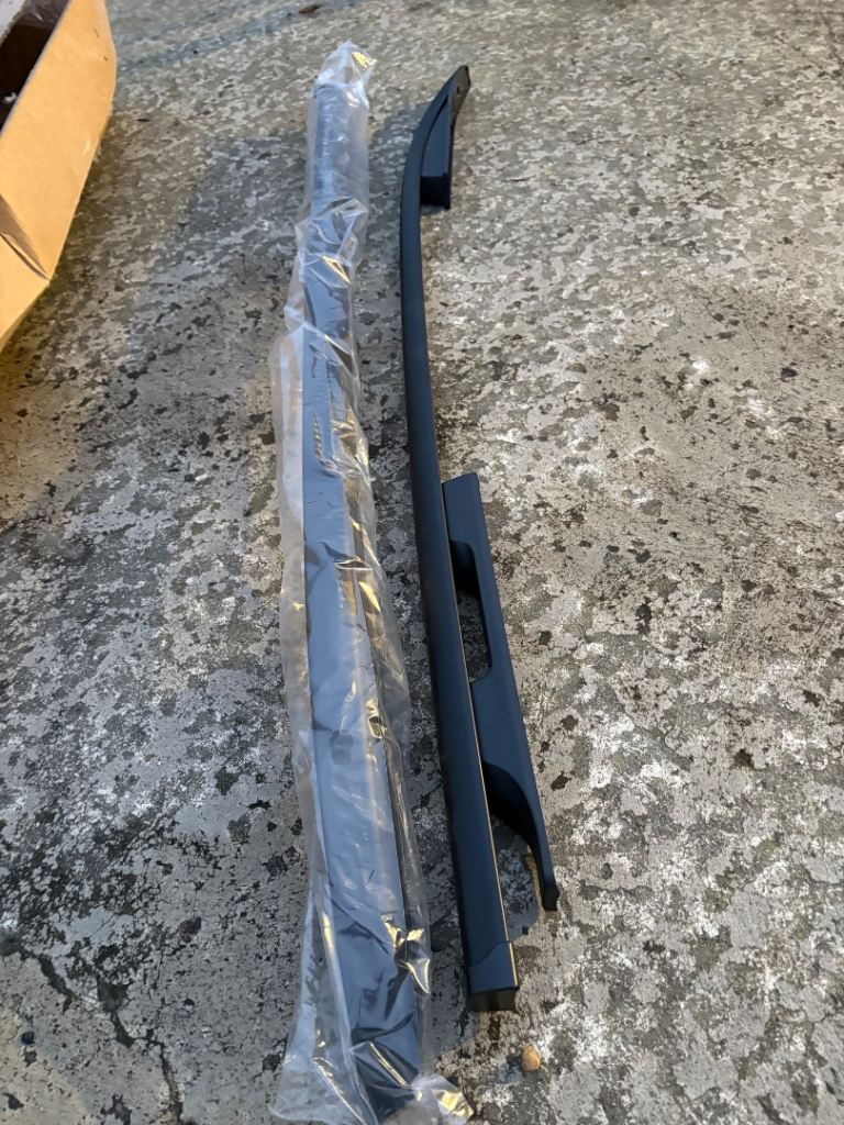 Roof rails, Mitsubishi L200, never fitted 