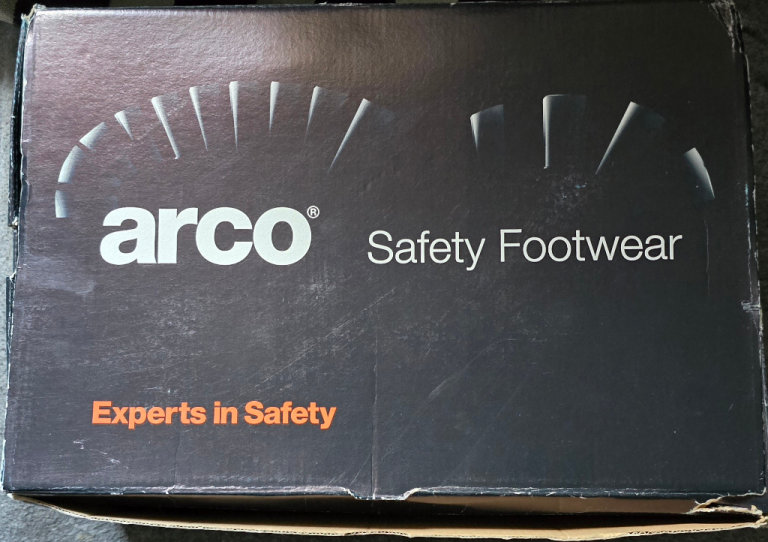 Brand new arco S3 drill safety boots size 10