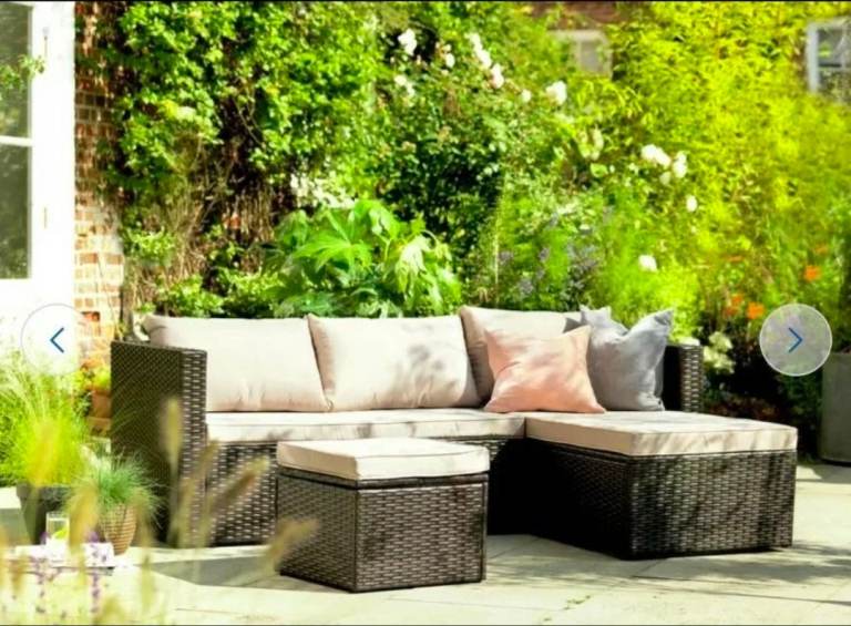 Rattan Effect Corner Sofa