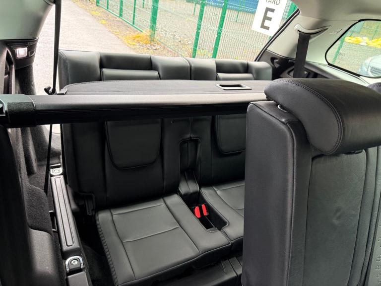 2017 Land Rover Discovery Sport 2.0 TD4 180 SE Tech 5dr Auto ESTATE Diesel Automatic