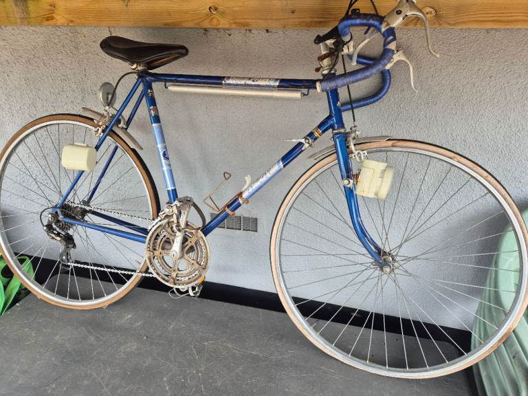 Raliegh Road Bike 