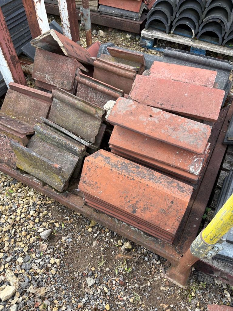 RECLAIMED Angled Roof Ridge Tiles