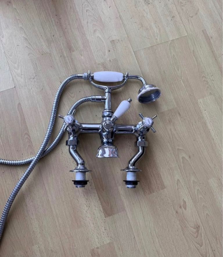 Bath shower Victorian mixer tap