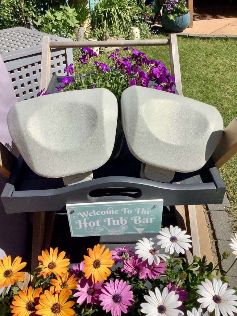 Pair of Intex hot tub head rests