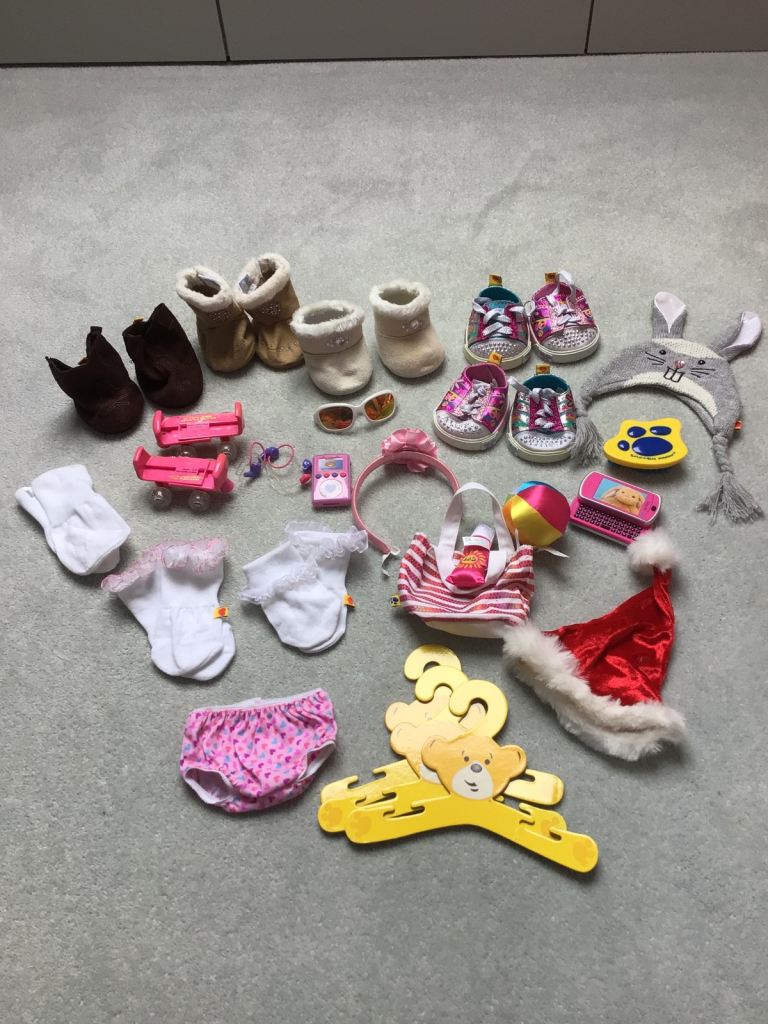 Build-A-Bear Clothes & Accessories Bundle – Excellent Condition