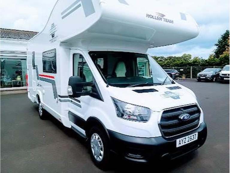 Ford ROLLER TEAM ZEFIRO 675 AU Motorhome