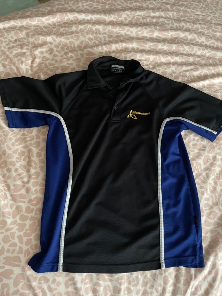 2 x Hounsdown School PE Kit  - Free